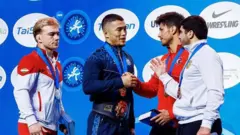 Акжол Махмудов