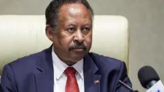 በቁም እስር ላይ የሚገኙት አብደላ ሐምዶክ