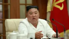 Pemimpin Korea Utara Kim Jong-Un