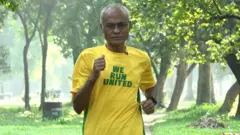 ৬৮-তেও ৫০ কিলোমিটার দৌড়ান যিনি