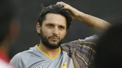 شایہد