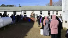 امریکا مېشت افغانان