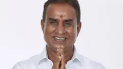 வேலுமணி