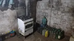 Old stove inside room for di house wia dem hold three pipo captive for 17 years