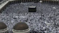 سنہ 2005 میں حج کے مناظر