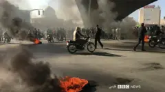 آمار کشته‌شدگان آبان: دولت روحانی و پزشکی قانونی از خود سلب مسئولیت می‌کند