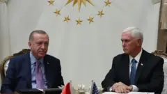 Cumhurbaşkanı Recep Tayyip Erdoğan ve ABD Başkan Yardımcısı Mike Pence