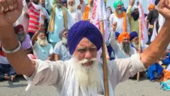 शेतकरी आंदोलन, शेतकरी, कृषी कायदे