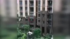 Pad deteta sa šestog sprata