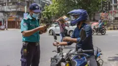 লকডাউন
