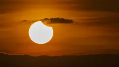 சூரிய கிரகணம் அக்டோபர் 25ஆம் தேதி