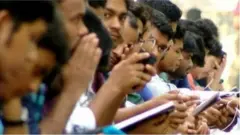 বাংলাদেশে তরুণদের মধ্যে সরকারি চাকরীর প্রতি আগ্রহ বাড়ছে