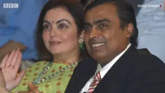 मुकेश अंबानी