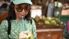இளநீர்
