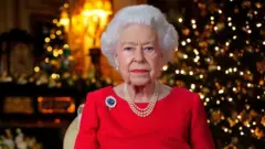 Queen Elizabeth Christmas message: Tribute to 'beloved' Philip, oda tins for di broadcast