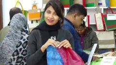সোনালি ব্যাগ, পারমিতা হিম