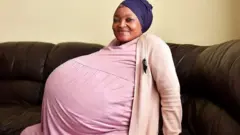 Gosiame Thamara Sithole katika pich iliopigwa mwezi mmoja uliopita, alijifungua siku ya jumatatu.