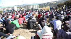 ናብ ከተማ ደባርቅ ዝኣተዉ ኣባላት ሰሜን እዝ ዝነበሩ ወታሃደራት