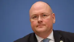 Arne Schönbohm 