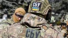 Сотрудники СБУ