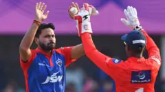 मुकेश कुमार, दिल्ली कॅपिटल्स, सनरायझर्स हैदराबाद