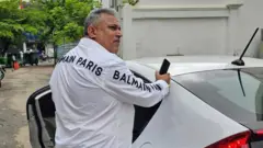 අතුරුගිරිය, ඔරුවල ප්‍රදේශයේ දී අද (ජුලි 8 වැනිදා) සිදුවූ වෙඩිතැබීමකින් ප්‍රසිද්ධ ව්‍යාපාරිකයෙකු වන සුරේන්ද්‍ර වසන්ත නොහොත් 'ක්ලබ් වසන්ත' ඇතුළු තවත් පුද්ගලයෙකු මියගොස් තිබෙන බව පොලිස් මාධ්‍ය ප්‍රකාශක කාර්යාලය පවසයි.