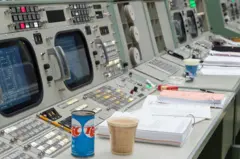 Consoles da sala de controle de operações das missões do programa Apollo, em Houston, Texas (EUA)