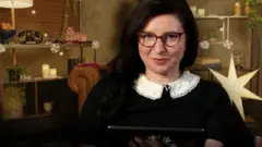 Хазанова в студии