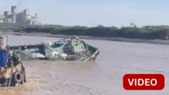 சூரத்: கடலில் படகு கவிழ்ந்து விபத்து - என்ன நடந்தது?