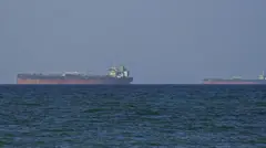 Судна, що прямують до Ормузької протоки після двотижневого тимчасового припинення вогню, укладеного між Сполученими Штатами та Іраном за умови повторного відкриття протоки, зроблений в Омані 8 квітня 2026 року.