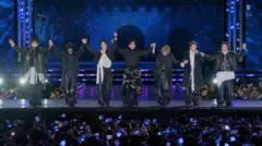 3년여 만에 한 무대에 선 BTS 멤버들