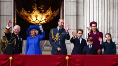 Королевская семья