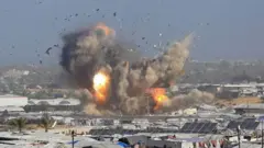 Дым от ударов 