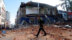 Un fuerte terremoto de magnitud 7,4 sacude el occidente de Colombia y se deja sentir en gran parte del país