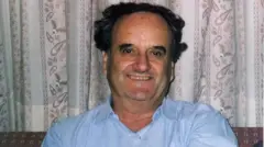 भारतातील बीबीसीचे माजी प्रतिनिधी आणि ज्येष्ठ पत्रकार सर मार्क टली यांचं रविवारी (25 जानेवारी) दिल्लीत निधन झालं.