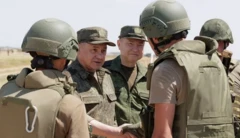 وزير الدفاع الروسي يتفقد منطقة عسكرية