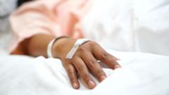 « Il m'a piquée avec une aiguille contaminée par le VIH après que j'ai refusé de l'épouser. »