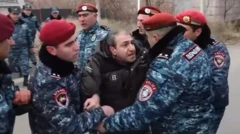 Gümrüdə etiraz aksiyası