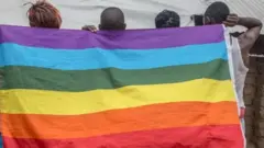 Impunzi z'abatinganyi b'abanyaUganda bahunze itotezwa mu gihugu, ifoto yafashwe mu 2018