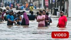 கனமழை, மண்சரிவு பேரிடர்களால் தவிக்கும் இலங்கை மக்கள் - இதுவரை எவ்வளவு பாதிப்பு?