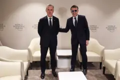Mark Carney y Emmanuel Macron en Davos