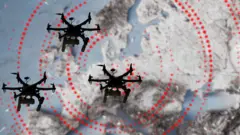 Колаж - дрони на тлі мапи Європи