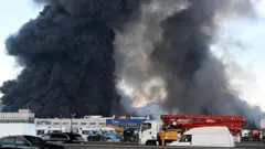 Пожар после ударов по складам в Петербурге