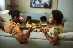 Un couple qui se dispute