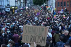 Protestos antirracismoplataforma arbety paga mesmoLondres