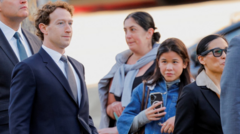 Mark Zuckerberg 'sosyal medya bağımlılığı' davasında şirketini savundu