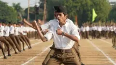 भारतातील नव्या पिढीमध्ये देशभक्तीची भावना वाढल्याचे संघ प्रमुखांना वाटते.