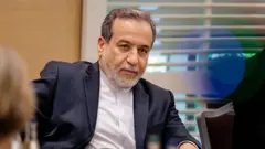 ইরানের পররাষ্ট্রমন্ত্রী আব্বাস আরাঘচি