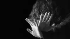 पीडित मुलगी 23 वर्षांची असली तरी ती कुपोषित असल्यानं 15-16 वर्षांची दिसत होती. 