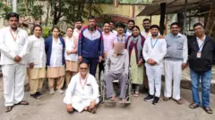 ਹਸਪਤਾਲ ਦਾ ਸਟਾਫ਼ ਅਤੇ ਸ਼ਿਵਮ